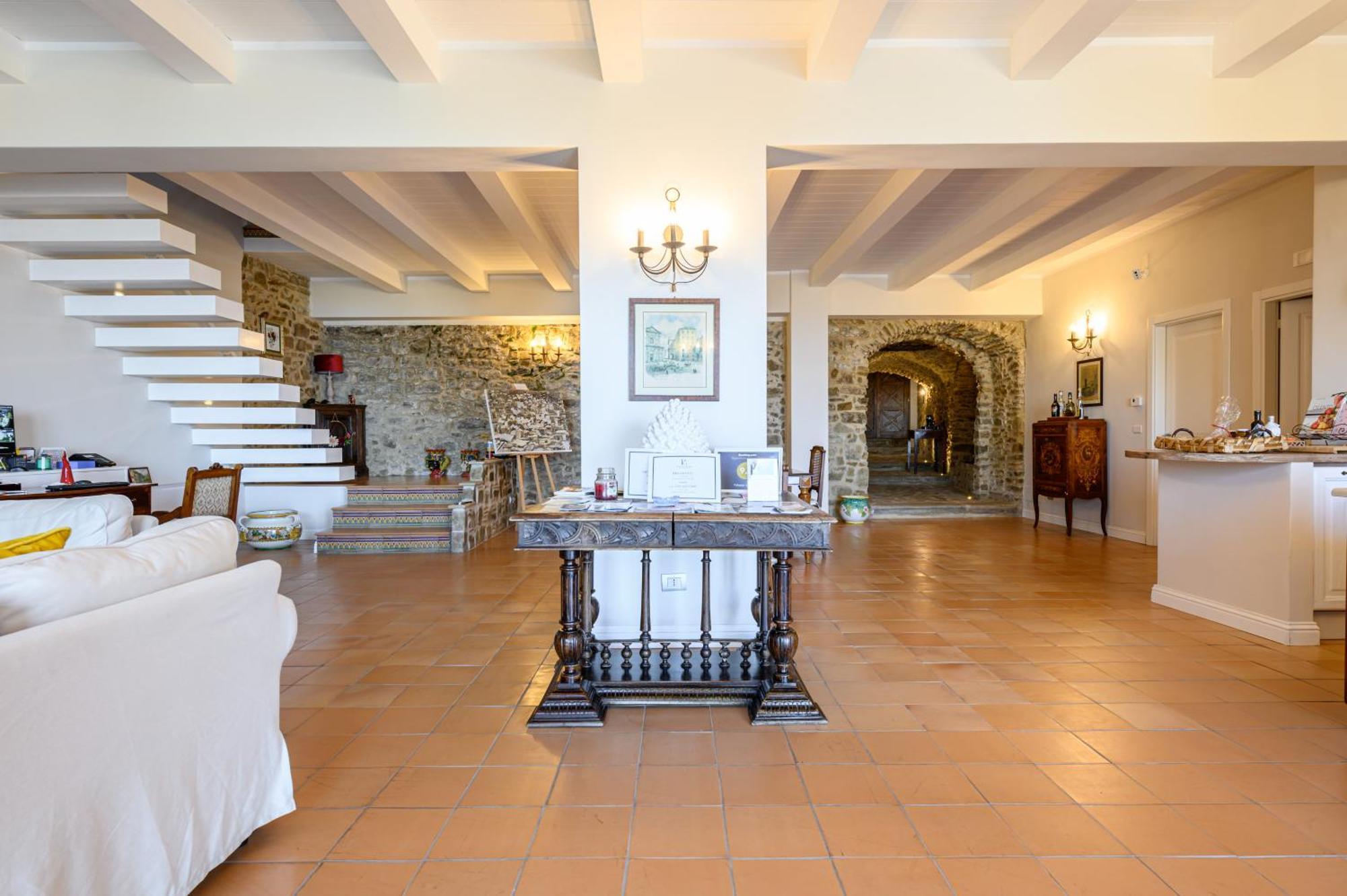 Palazzo Gargano Hotel Prignano Cilento Exterior photo